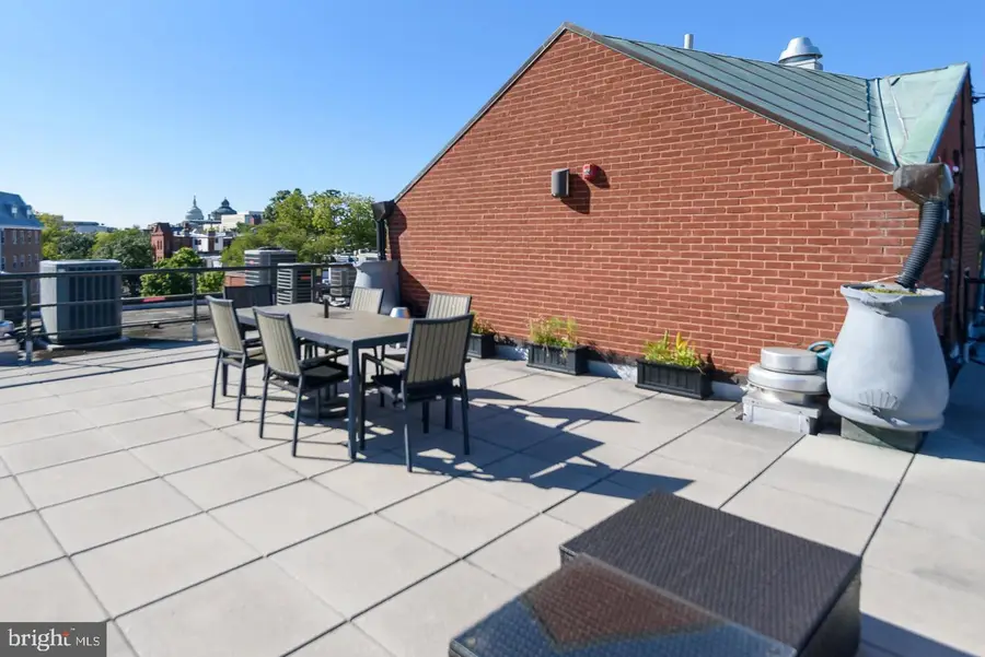 649 C St Se #205, Washington, DC 20003 - #2