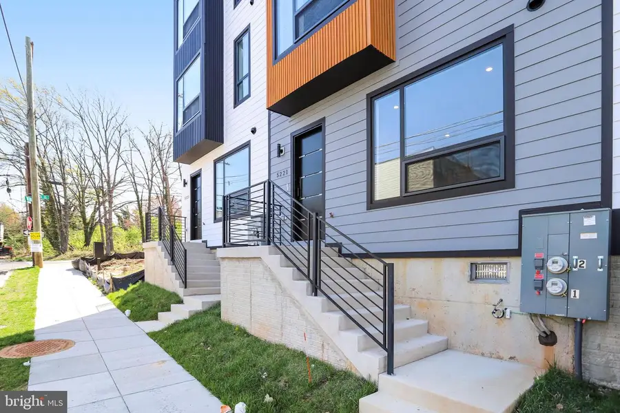 5221 F St Se, Washington, DC 20019 - #3