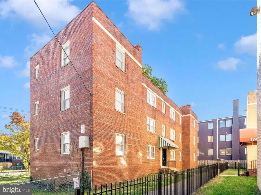 1745 T St Se, Washington, DC 20020 - #2