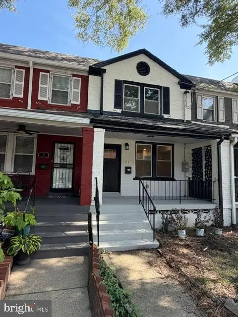 28 Hawaii Ave Ne, Washington, DC 20011 - #2
