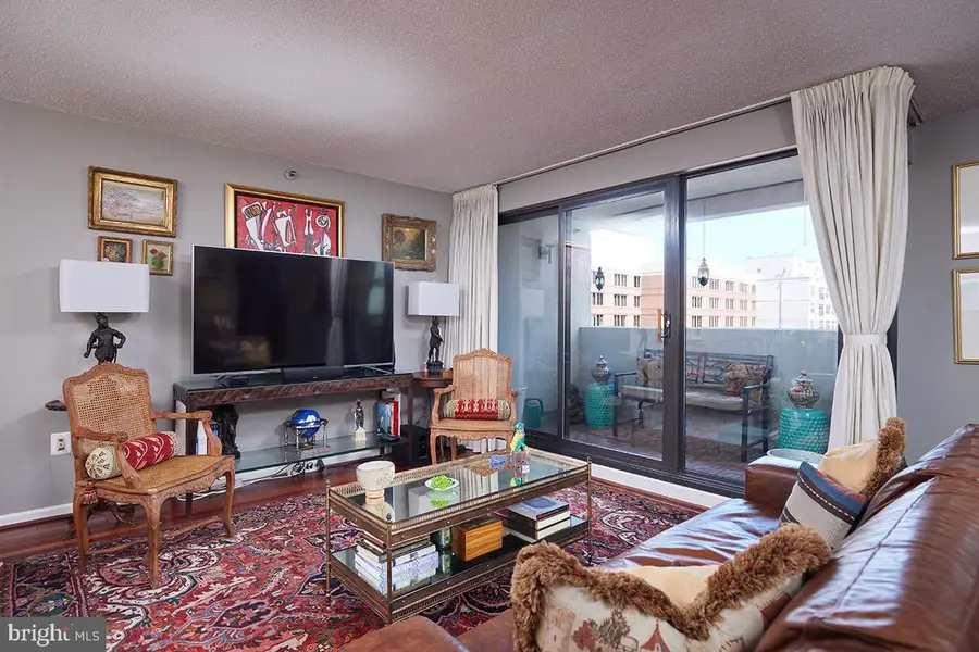 2311 M St Nw #7o6, Washington, DC 20037 - #2