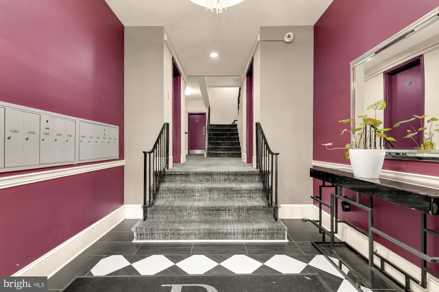 1726 17th St Nw #102, Washington, DC 20009 - #2