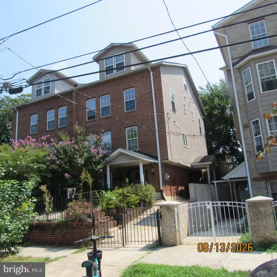 223 56th Pl Ne, Washington, DC 20019 - #2