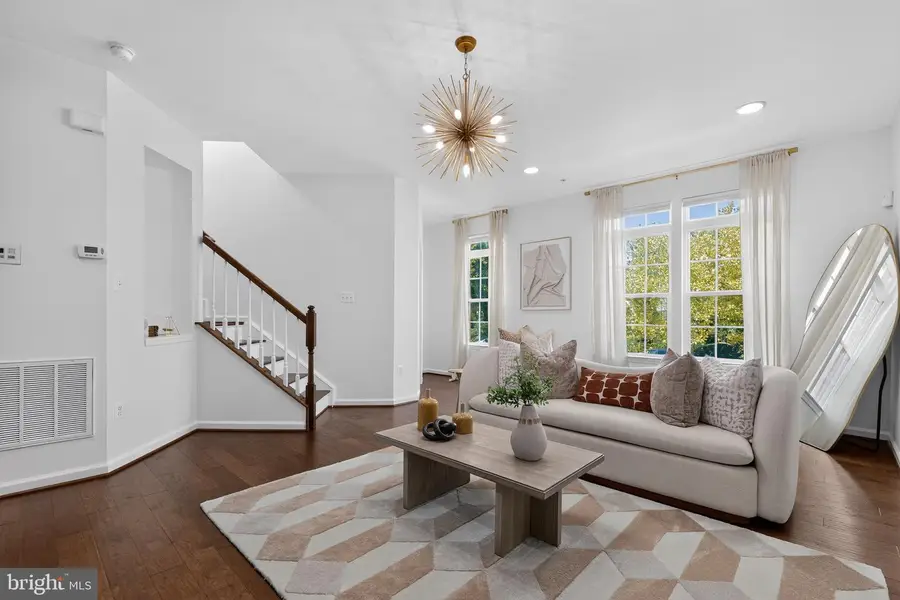 3707 Commodore Joshua Barney Dr Ne, Washington, DC 20018 - #2