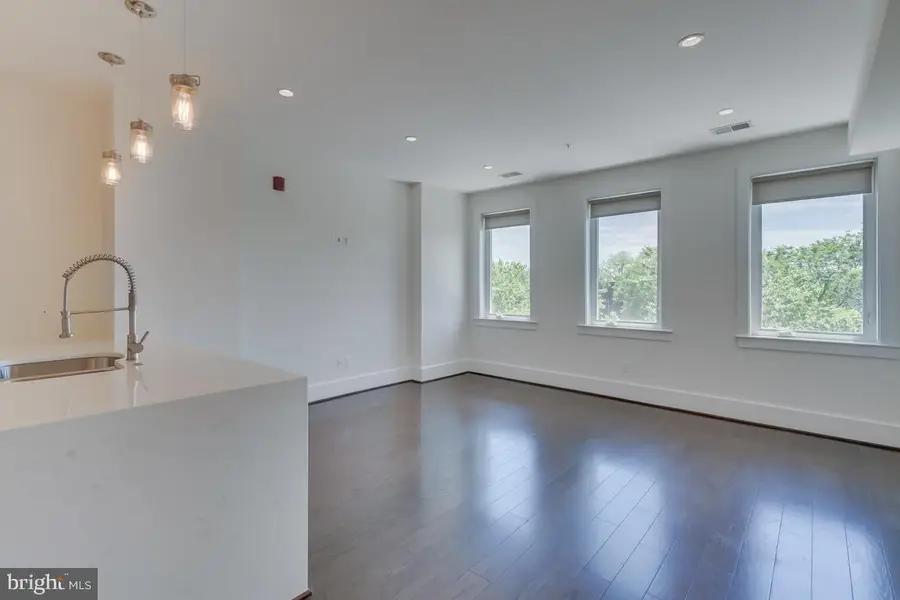 1451 Girard St Nw #4, Washington, DC 20009 - #2