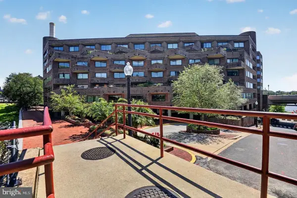 1015 33rd St Nw #705, WASHINGTON, DC 20007