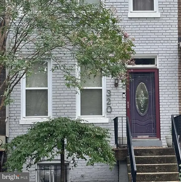 320 Shepherd St Nw, WASHINGTON, DC 20011
