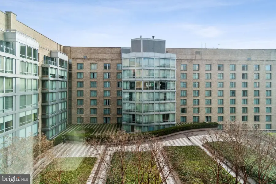 1155 23rd St Nw #ph1g, Washington, DC 20037 - #3