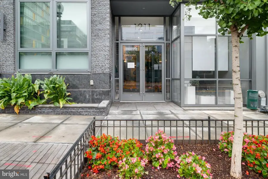 1211 Van St Se #806, Washington, DC 20003 - #2