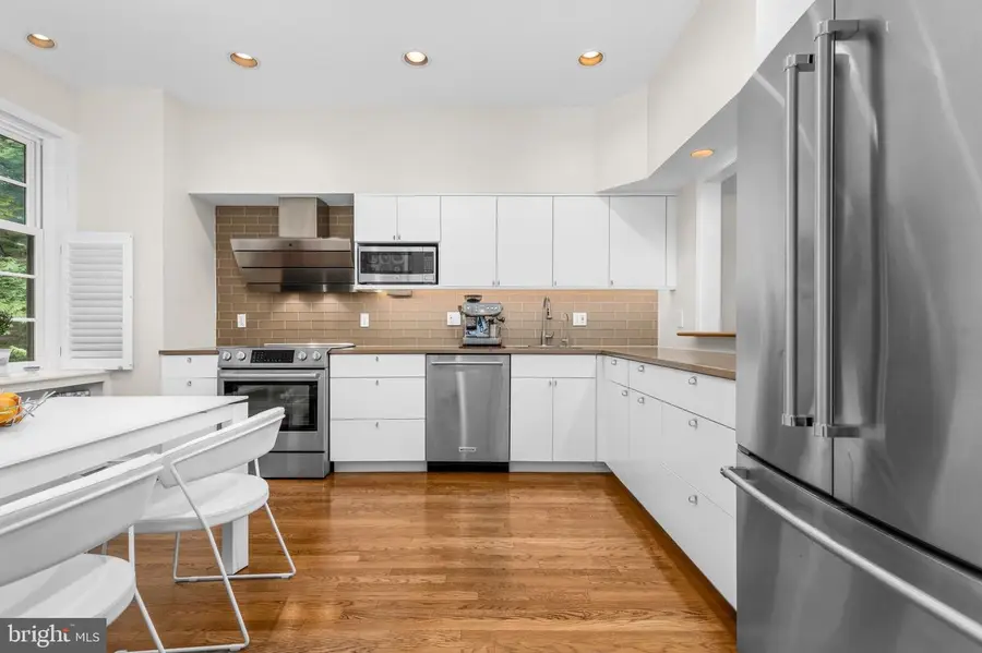 3613 Winfield Ln Nw, Washington, DC 20007 - #2