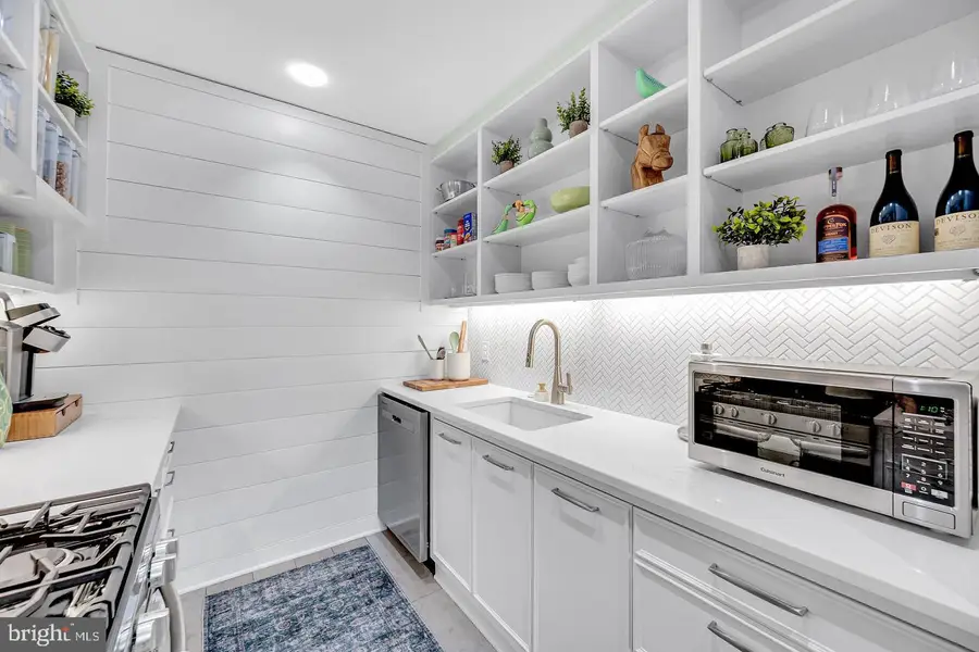 5112 Macarthur Blvd Nw #2, Washington, DC 20016 - #3