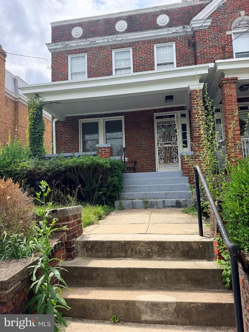 418 Nicholson St Nw, Washington, DC 20011 - #1