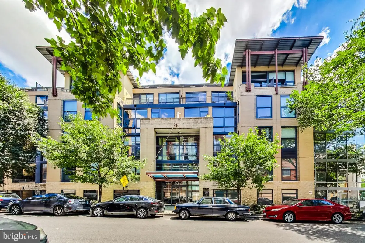2301 Champlain St Nw #t04, Washington, DC 20009 - #1