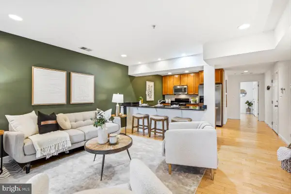 Address Withheld By Seller, WASHINGTON, DC 20017