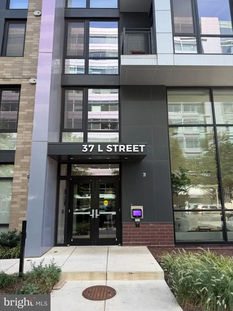 37 L Se #706, Washington, DC 20003 - #2