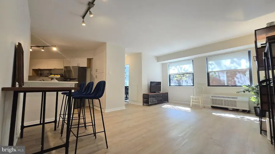 1801 Clydesdale Pl Nw #201, Washington, DC 20009 - #2