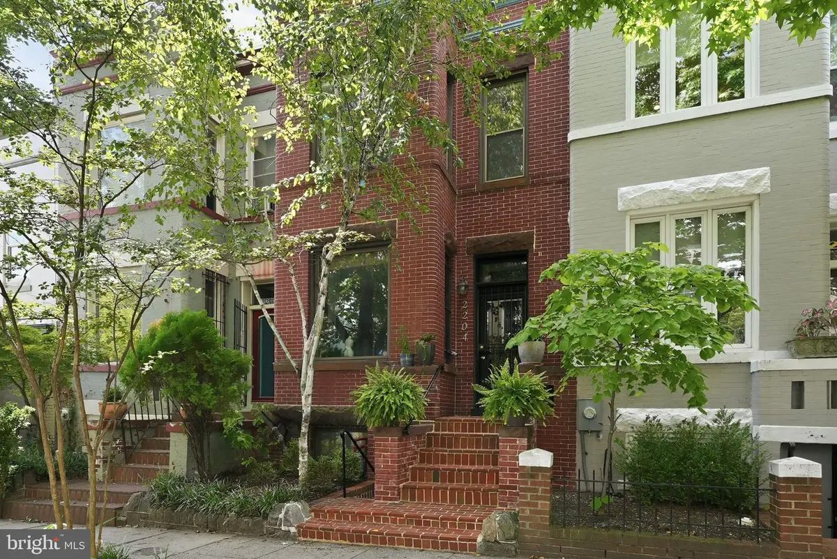2204 Flagler Pl Nw, Washington, DC 20001 - #1