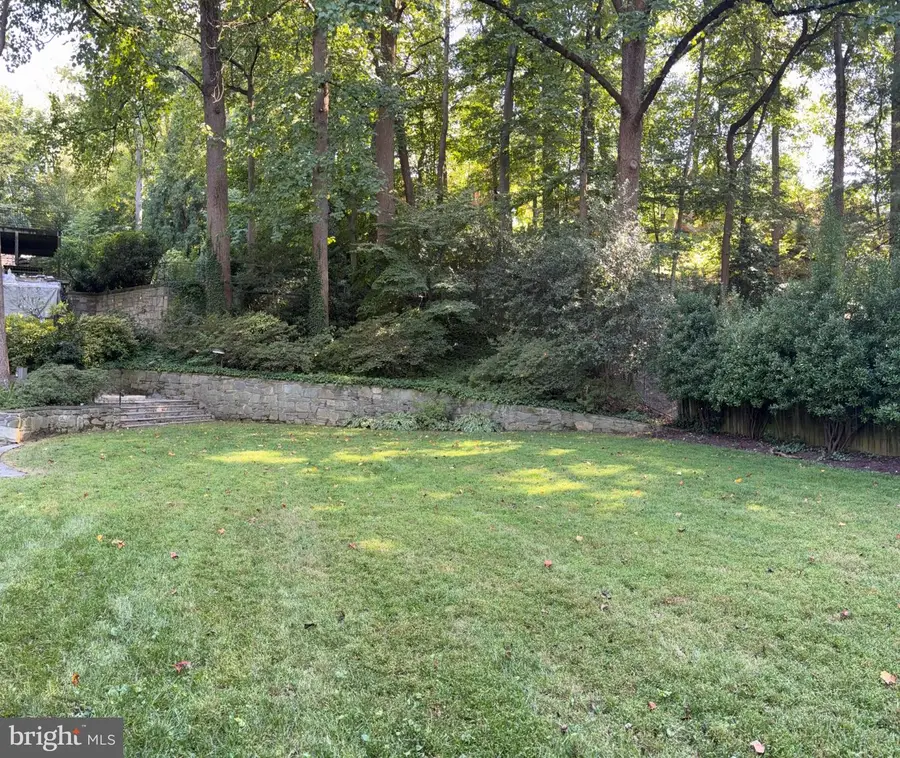 4242 Mathewson Dr Nw, Washington, DC 20011 - #3