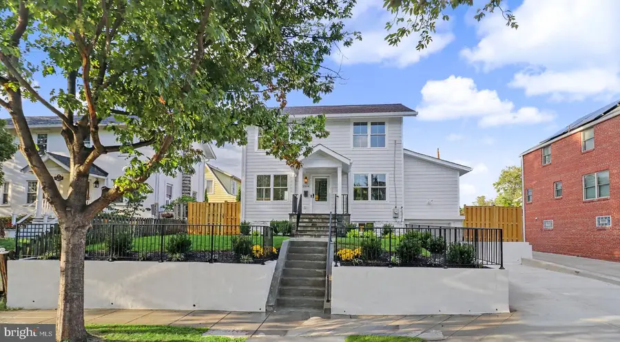 2004 Perry St Ne, Washington, DC 20018 - #3