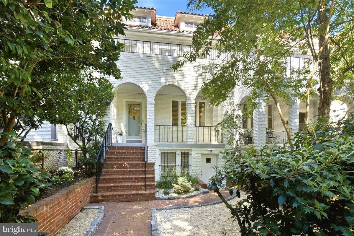 2318 Ashmead Pl Nw, Washington, DC 20009 - #1