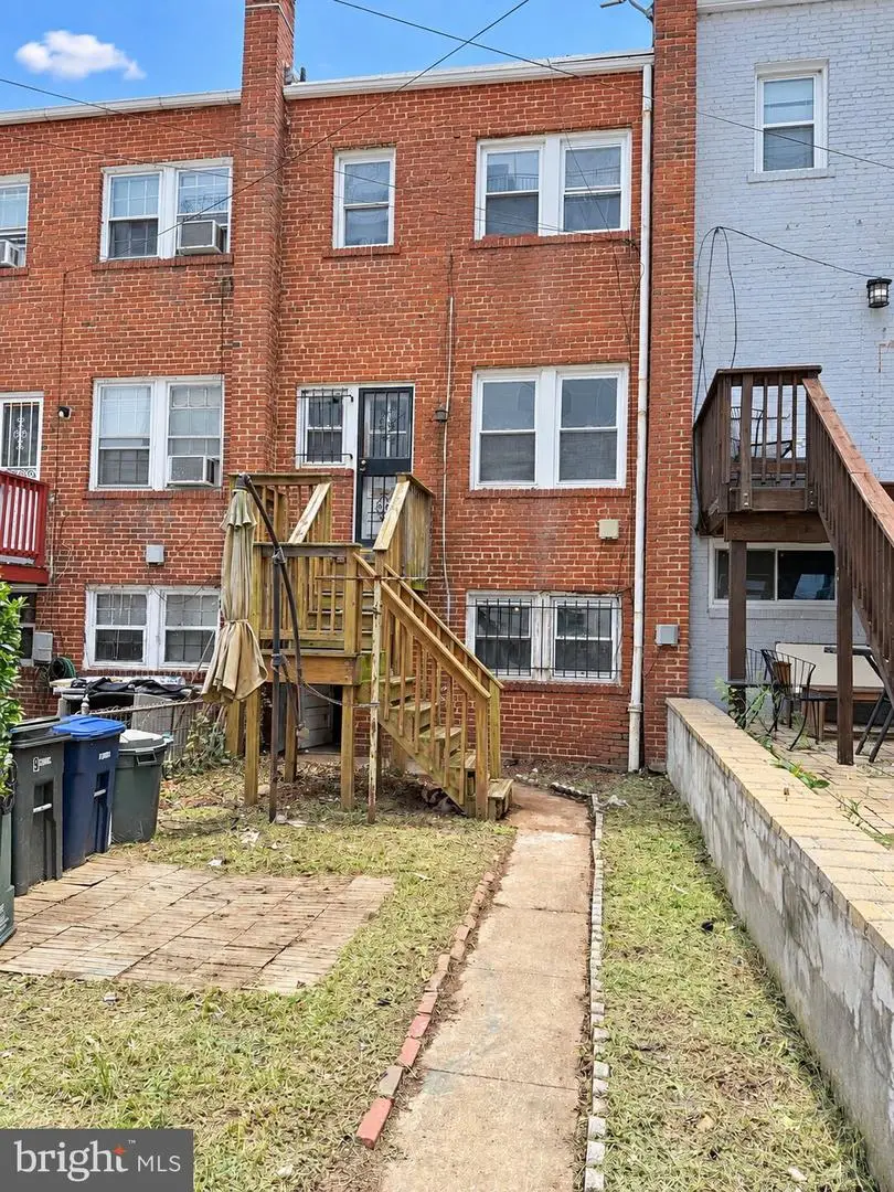 926 15th St Se, Washington, DC 20003 - #2
