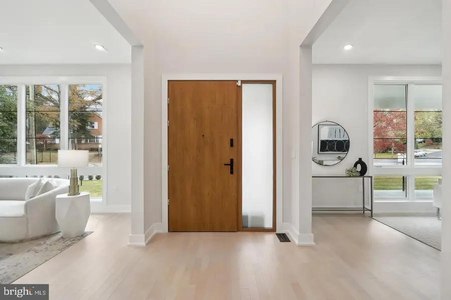 4920 Nw Loughboro Rd Nw, Washington, DC 20016 - #2