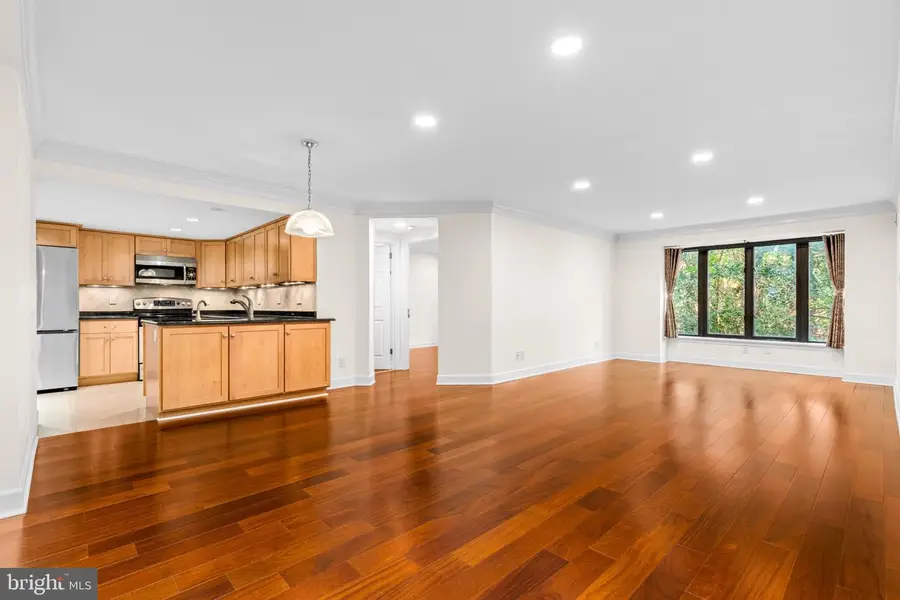 1080 Wisconsin Ave Nw #2011, Washington, DC 20007 - #3