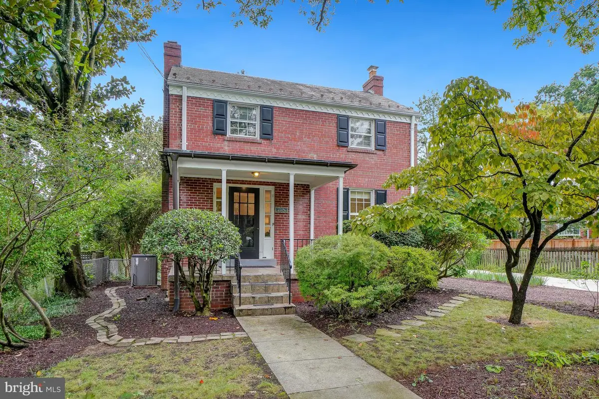 4526 Nw 44th St Nw, Washington, DC 20016 - #1