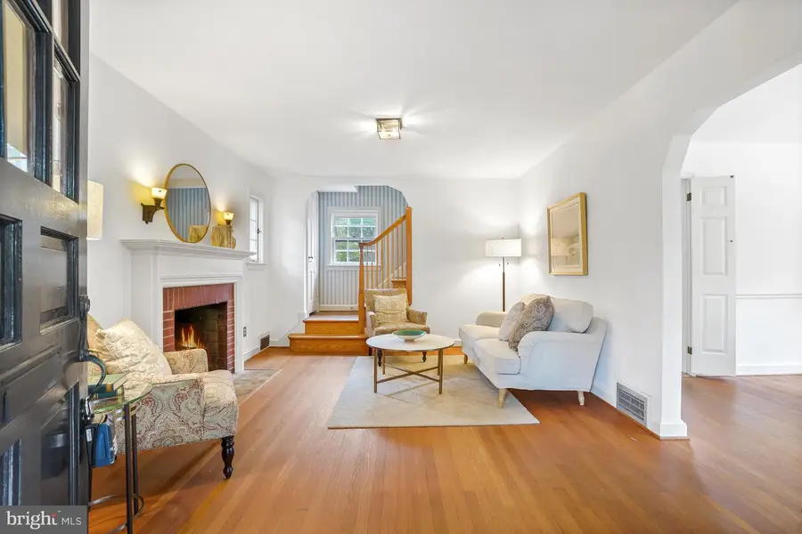4526 Nw 44th St Nw, Washington, DC 20016 - #3
