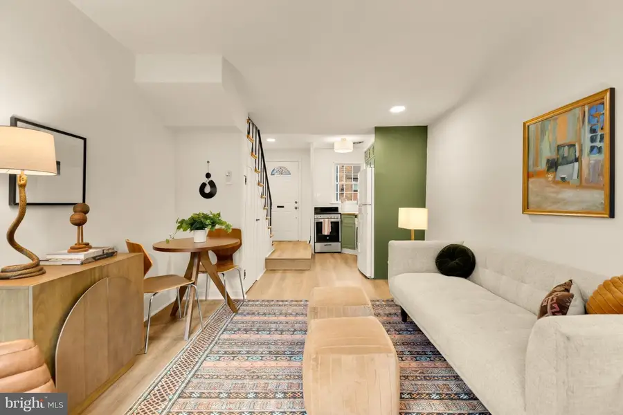 2 Browns Ct Se, Washington, DC 20003 - #2