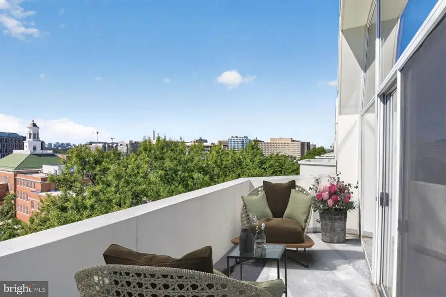 700 7th St Sw #ph826, Washington, DC 20024 - #3