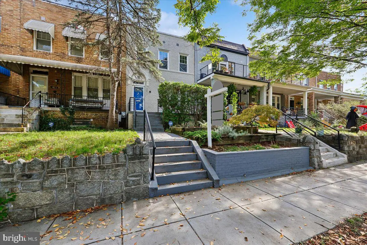 4811 Illinois Ave Nw, Washington, DC 20011 - #1