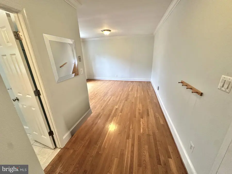 3520 W Pl Nw Nw #202, Washington, DC 20007 - #3