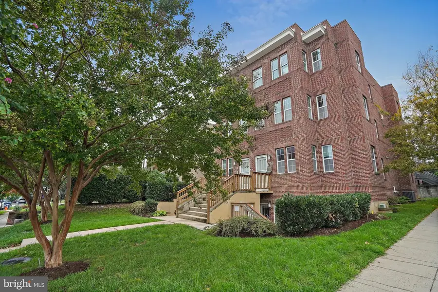 1716 Ne 3rd St Ne #b, Washington, DC 20002 - #2