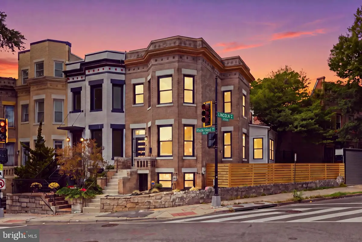 54 Rhode Island Ave Ne, Washington, DC 20002 - #1