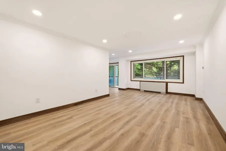4201 Cathedral Ave Nw, Washington, DC 20016 - #2