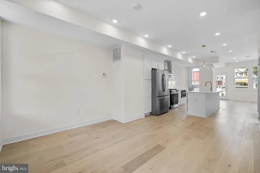 220 V St Ne, Washington, DC 20002 - #3