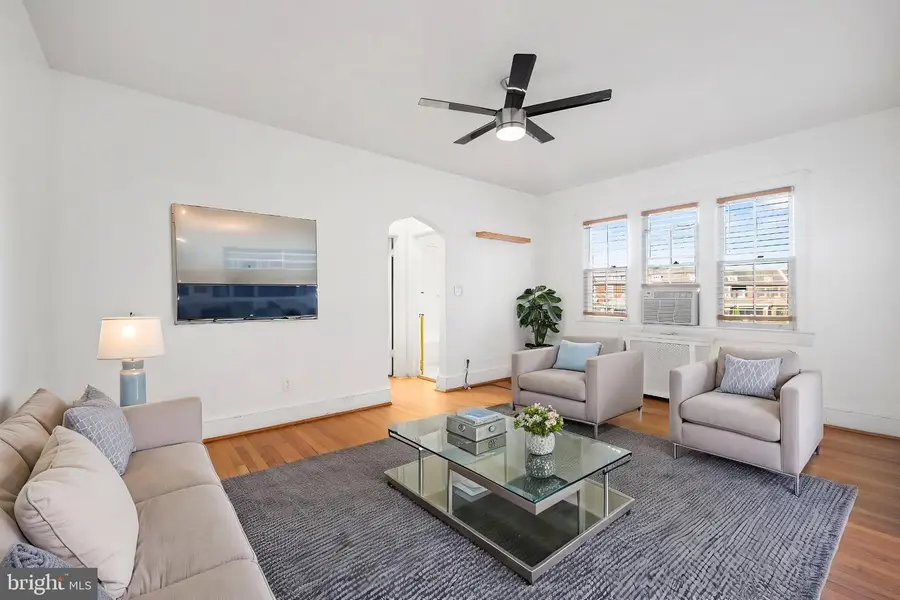 250 Farragut St Nw #101, Washington, DC 20011 - #3