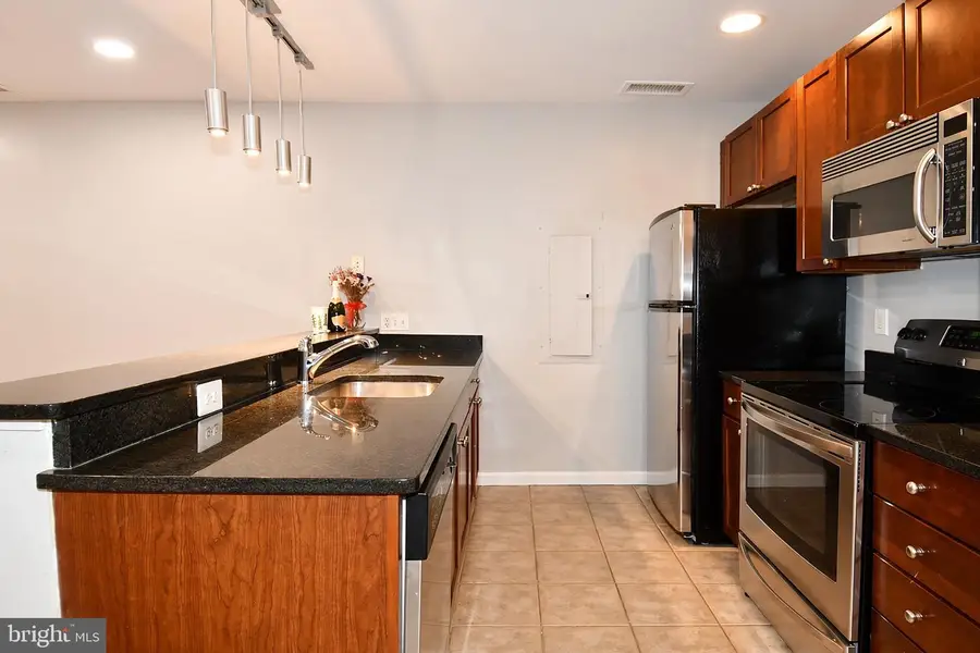 343 Cedar St Nw #12, Washington, DC 20012 - #3