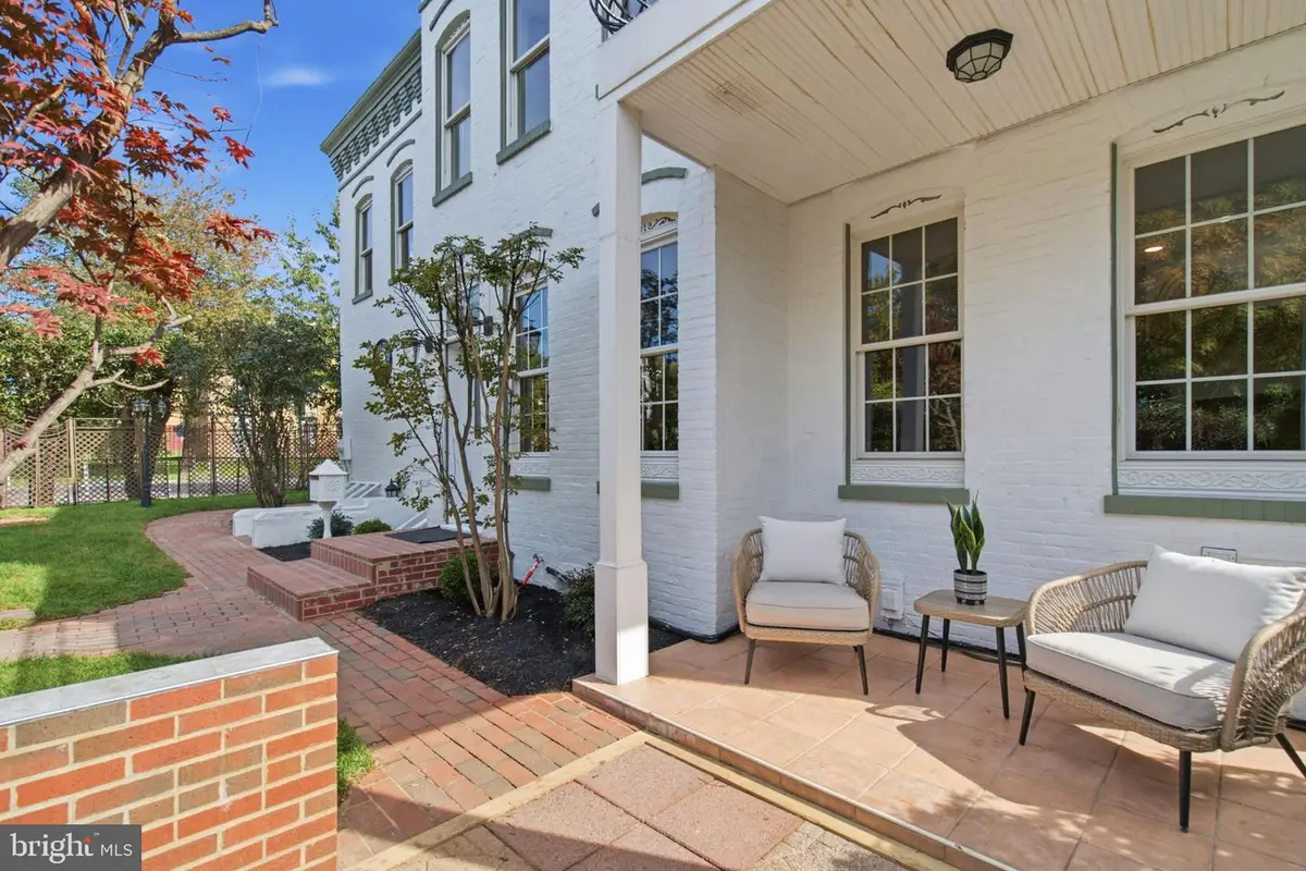 900 Se 12th St Se, Washington, DC 20003 - #1
