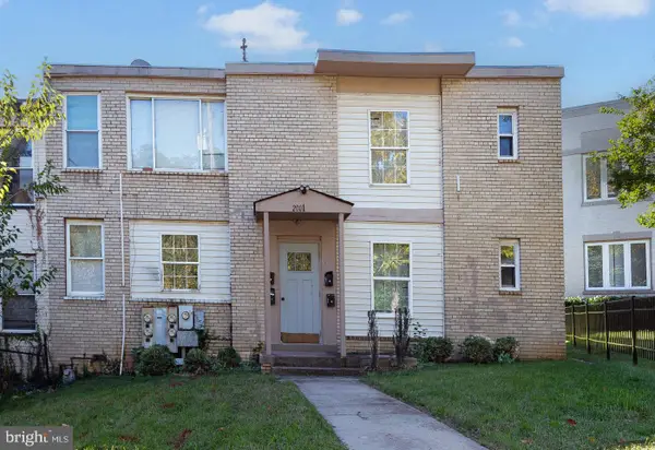 2001 M St Ne, WASHINGTON, DC 20002