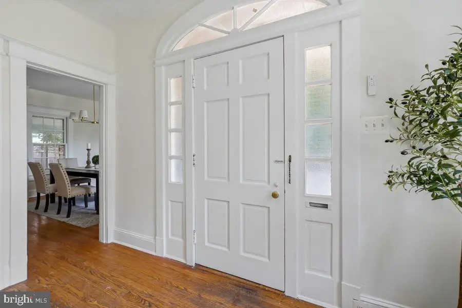 4323 Fessenden St Nw, Washington, DC 20016 - #3