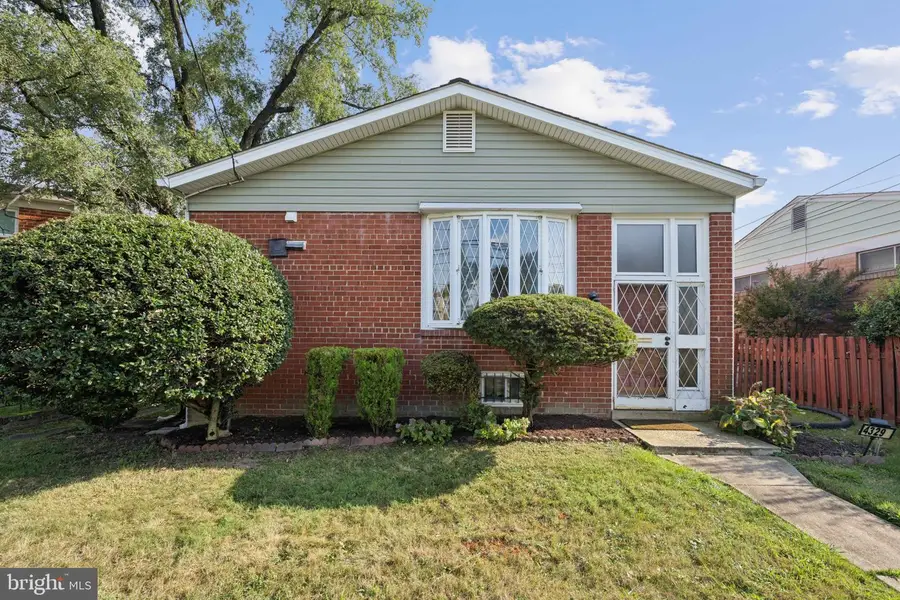 4329 H St Se, Washington, DC 20019 - #2