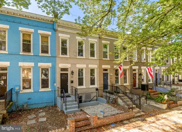 113 15th St Se, WASHINGTON, DC 20003