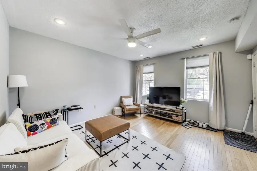 2817 7th St Ne #2, Washington, DC 20017 - #3