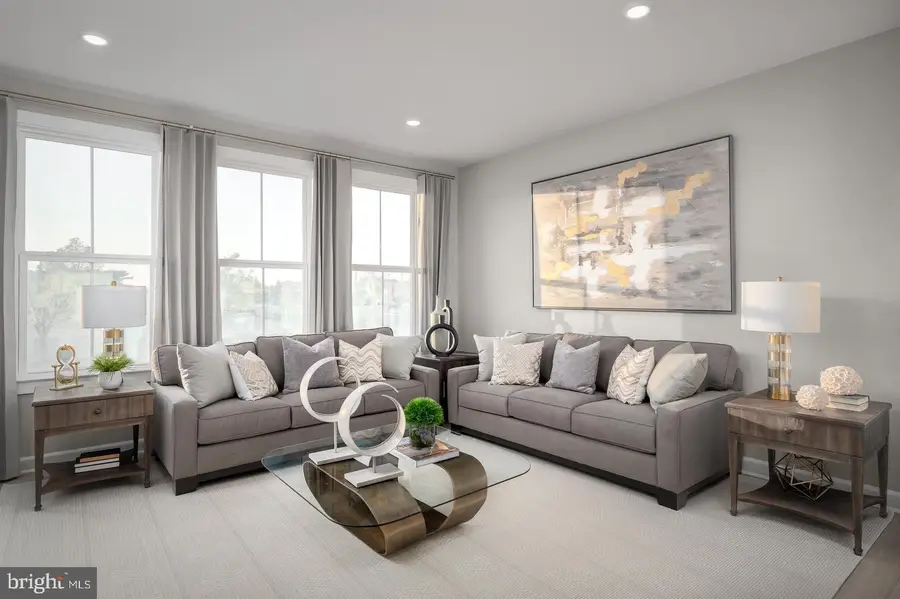 1402 Bluebell Way Nw, Washington, DC 20012 - #2