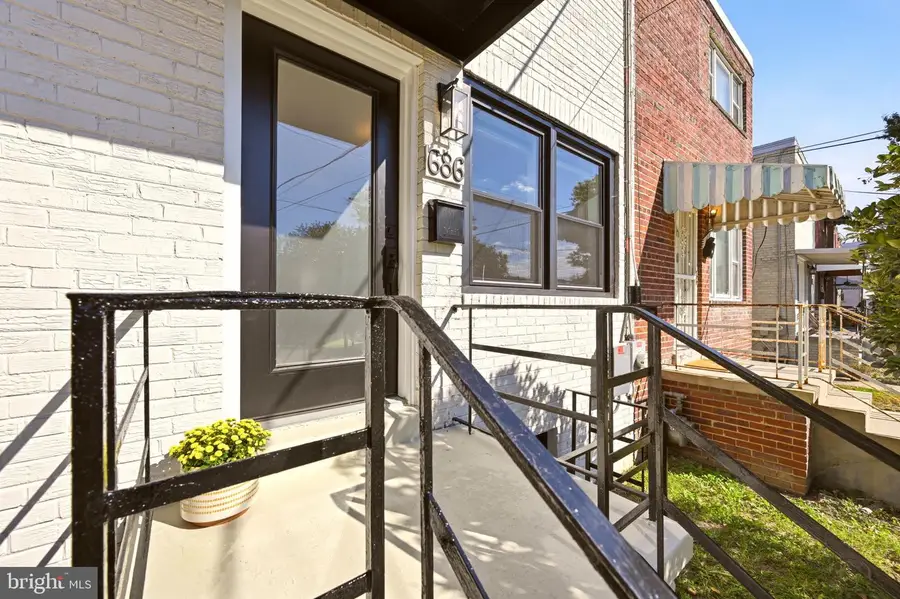 686 Oglethorpe St Ne, Washington, DC 20011 - #2