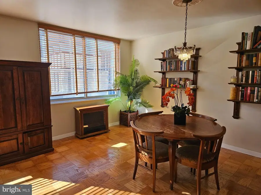 3001 Nw Veazey Ter Nw #703, Washington, DC 20008 - #2