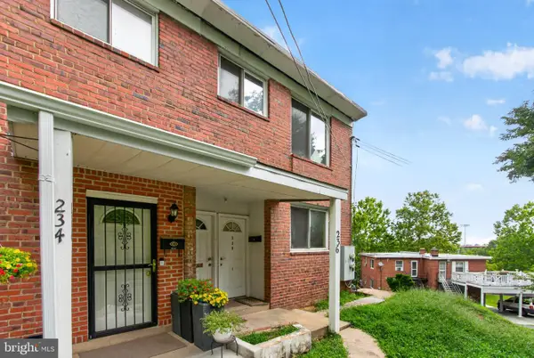236 Varnum St Ne, WASHINGTON, DC 20011