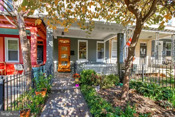 927 Shepherd St Nw, WASHINGTON, DC 20011
